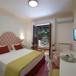 Casa Albertina Hotel 3*