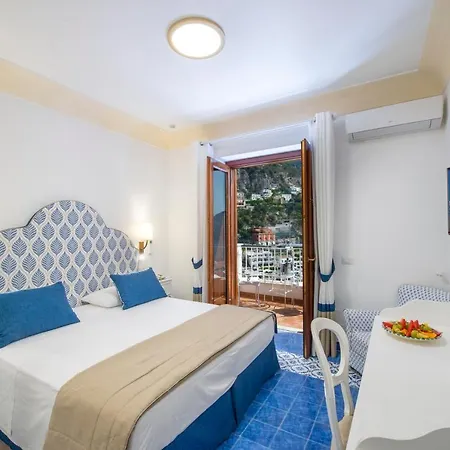 كاسا ألبيرتينا بوسيتانو